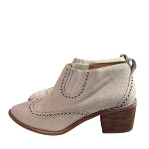 Madewell The Grayson Brogue Chelsea Boot in Off White Dried Flax $198 Size 7.5